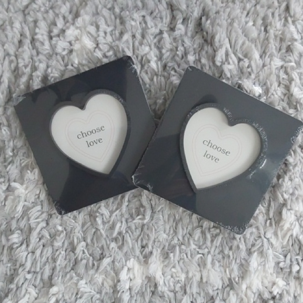 Heart-Shaped 'Choose Love' Black and White Frames